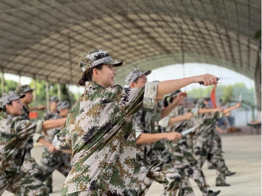 业余爱好者如何制定适合自己的篮球训练措施_1